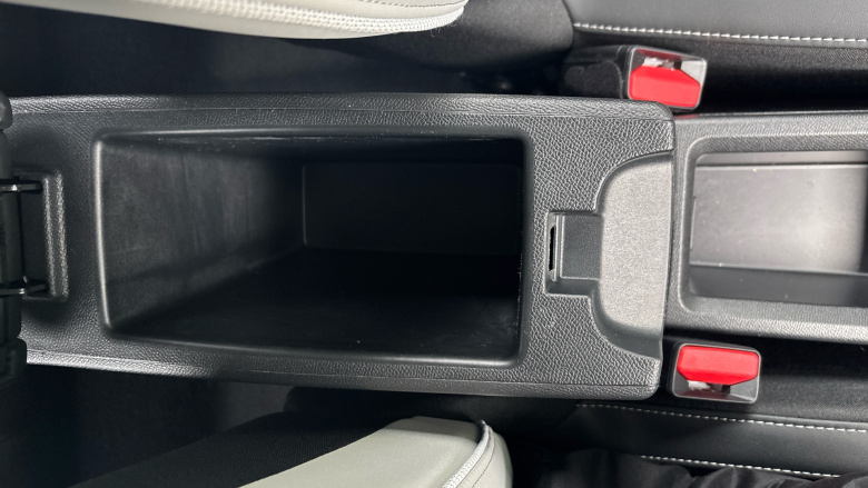 Citroen C3 83kW Max 44kWh 5dr Auto Electric Hatchback